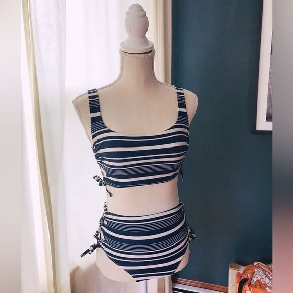 Aerie | blue and white stripe bikini |  size extra small - Picture 1 of 7